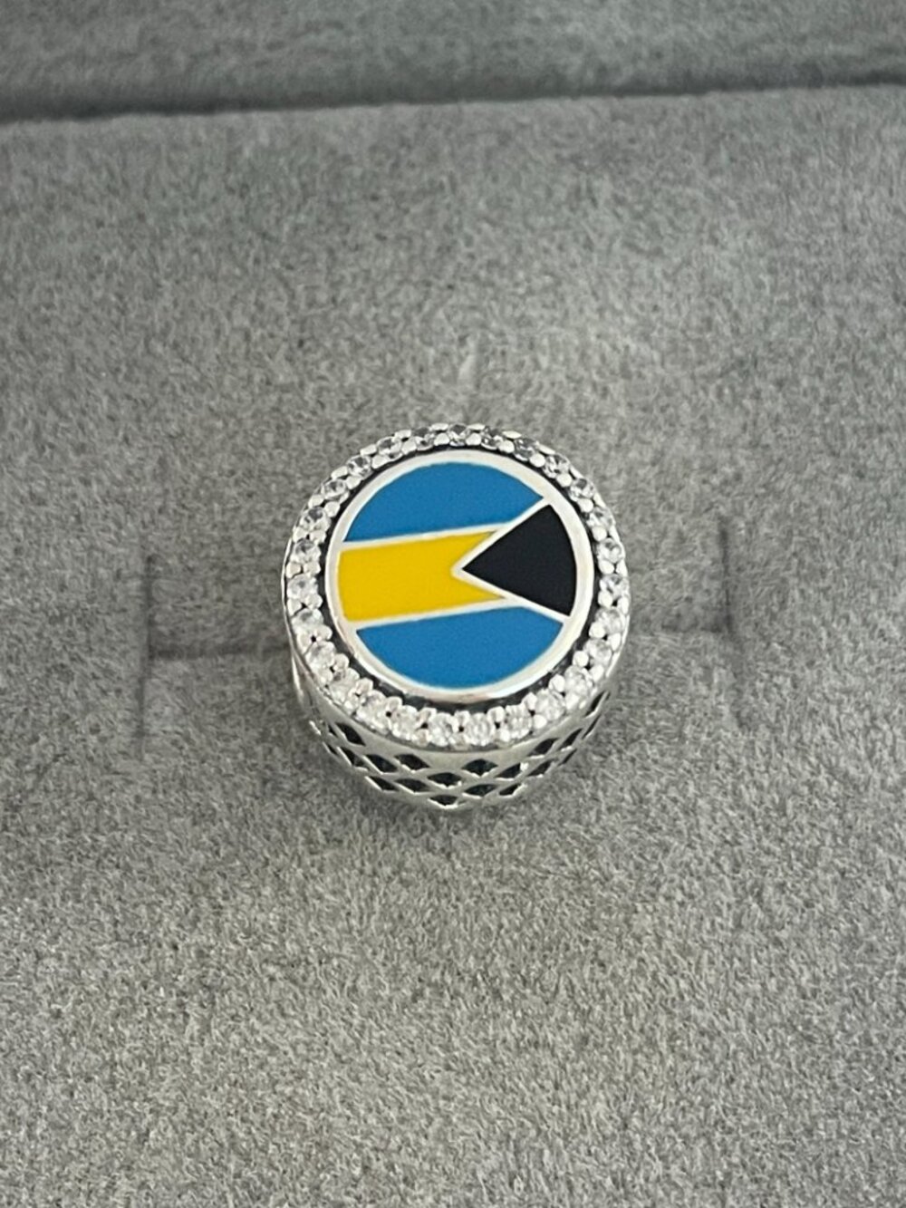 Pandora Bahamas Flag Exclusive Charm